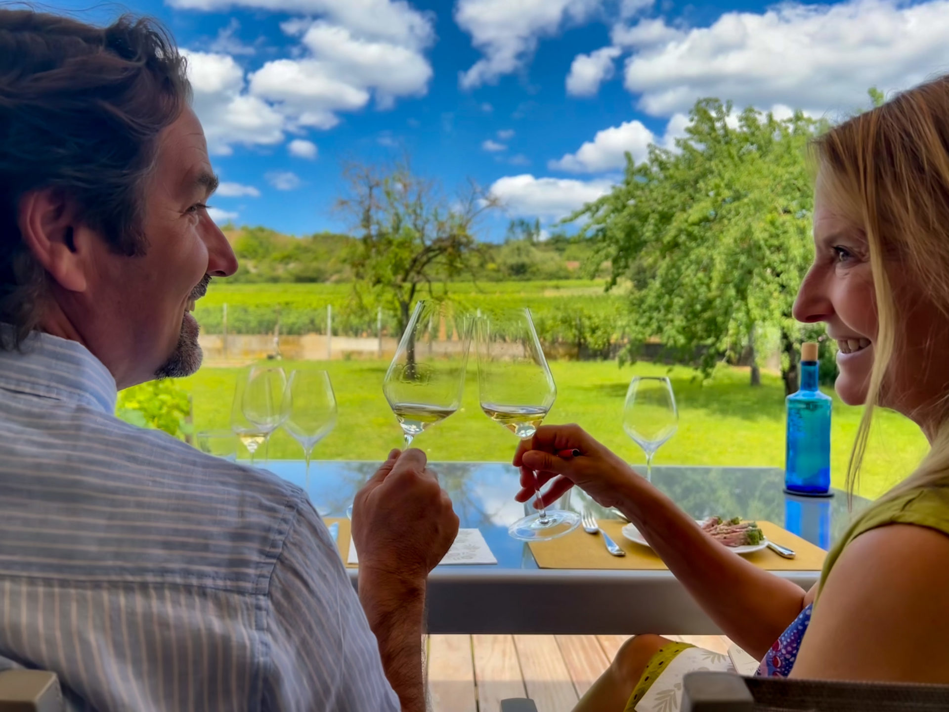 lunch in the vineyards