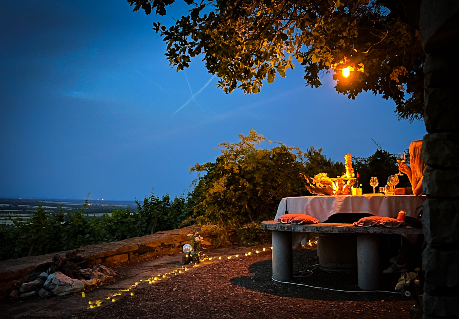 romantic diner